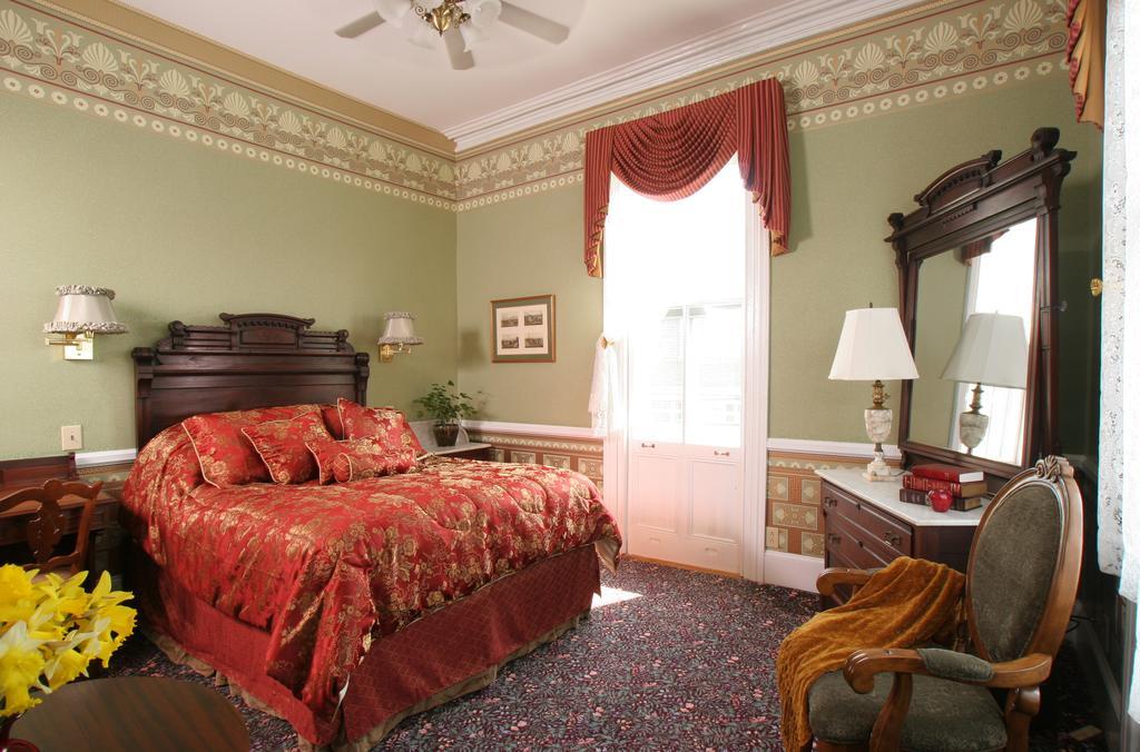 The Queen Victoria Bed and Breakfast Cape May Εξωτερικό φωτογραφία