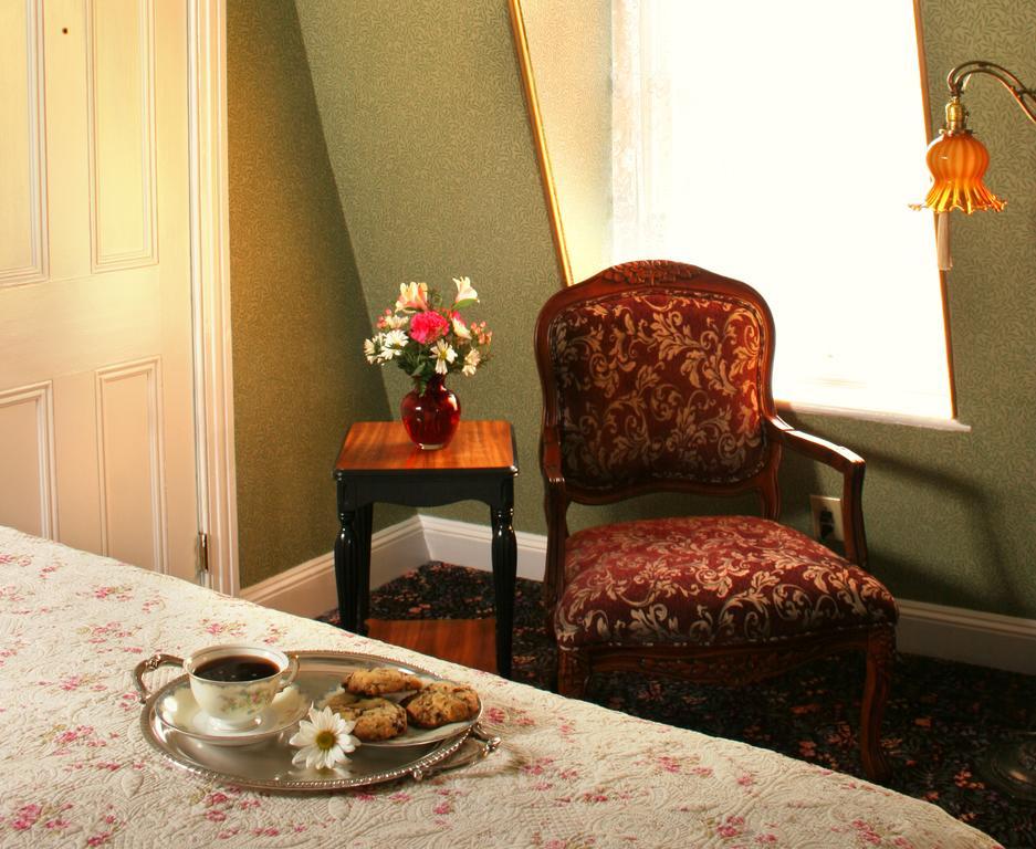 The Queen Victoria Bed and Breakfast Cape May Εξωτερικό φωτογραφία